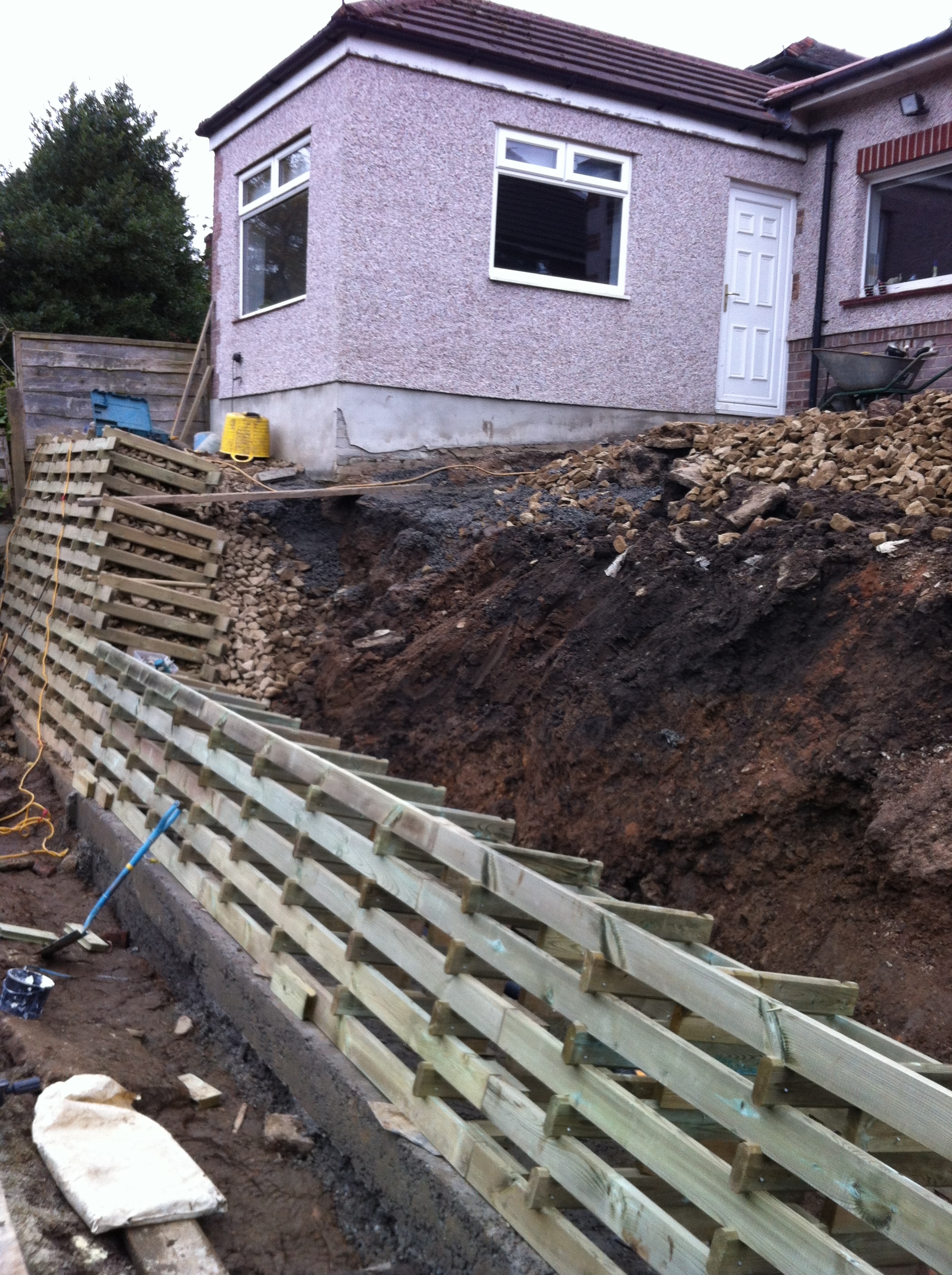 Precast Concrete Retaining Walls Stone Timbalok Gabion Bolton
